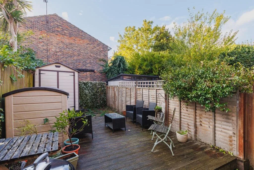 1 bedroom house for rent