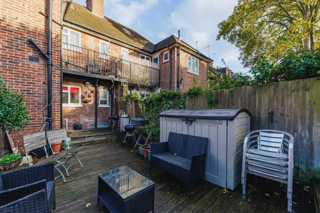 1 bedroom house for rent