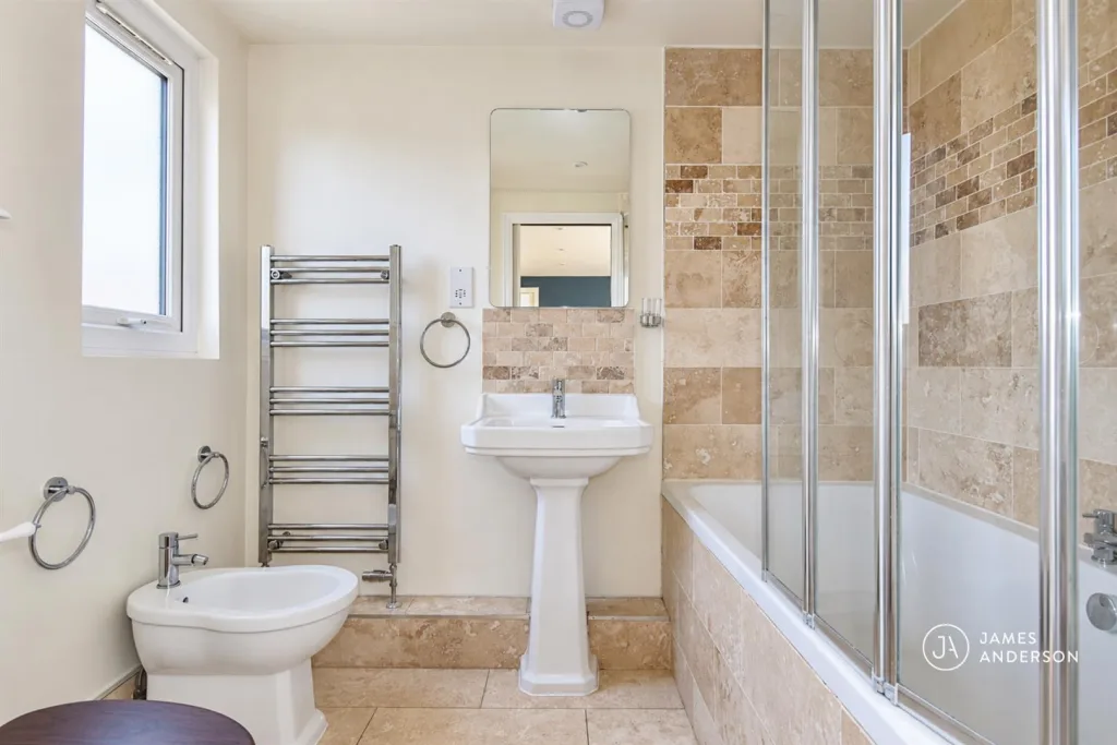 4 bedroom terraced house for rent