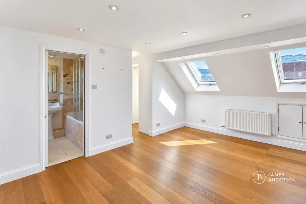 4 bedroom terraced house for rent
