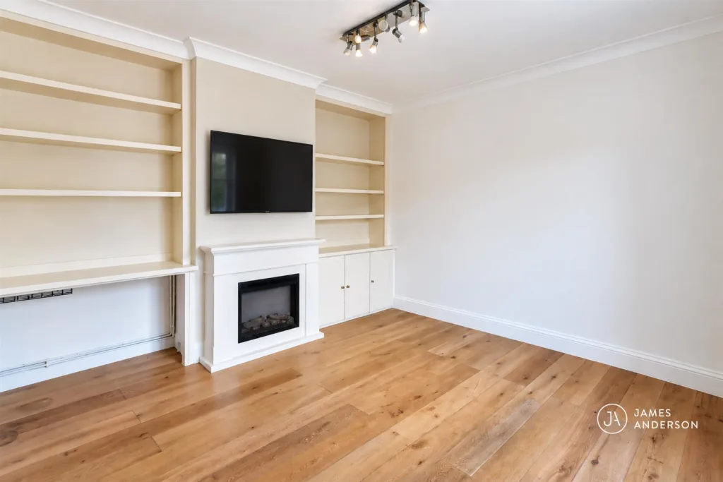 4 bedroom terraced house for rent