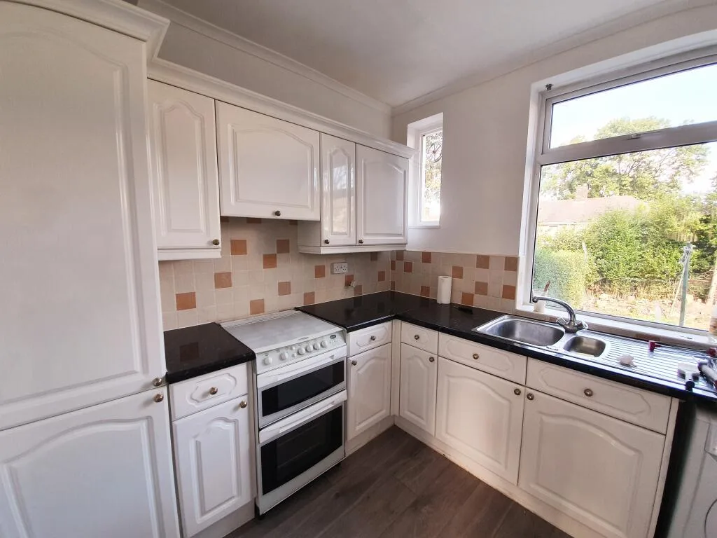 2 bedroom house for rent