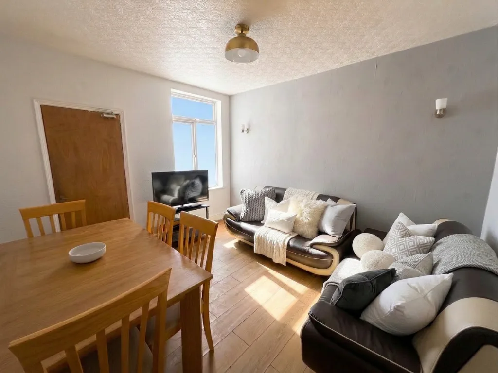 4 bedroom house for rent