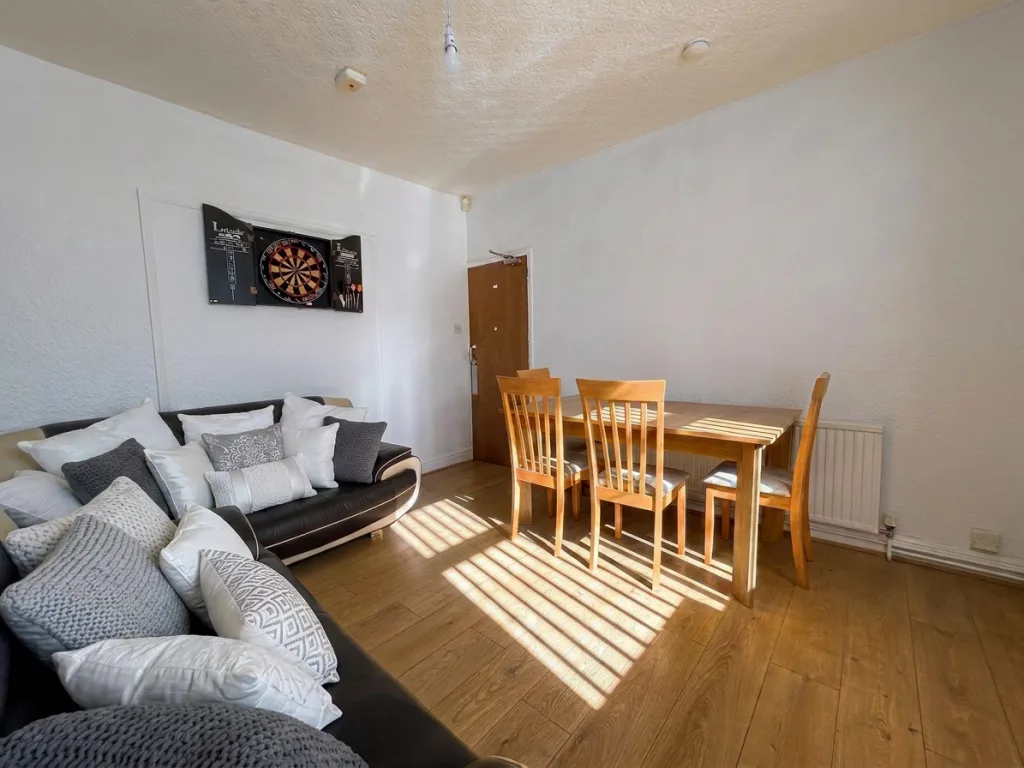 4 bedroom house for rent