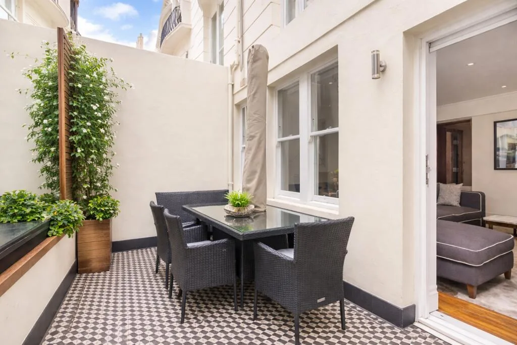 2 bedroom apartment for rent