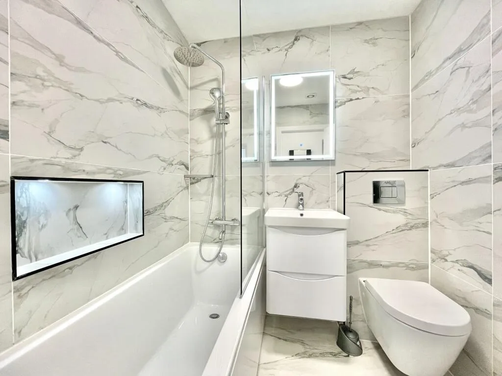 4 bedroom flat for rent