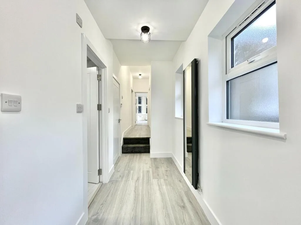 4 bedroom flat for rent