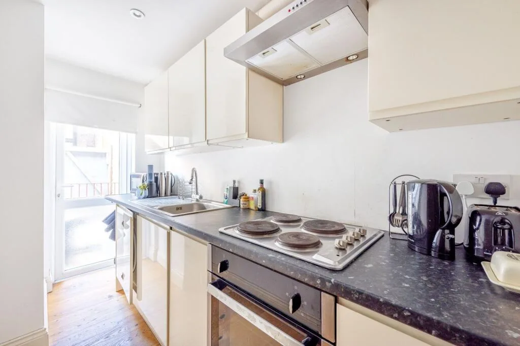 2 bedroom flat for rent