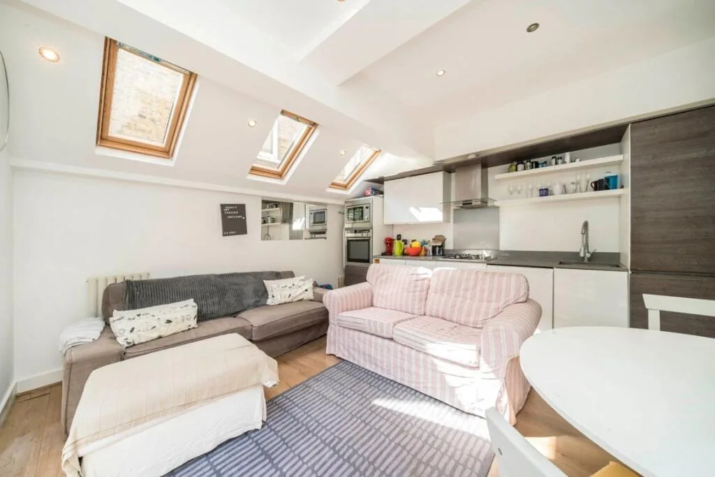 3 bedroom flat for rent