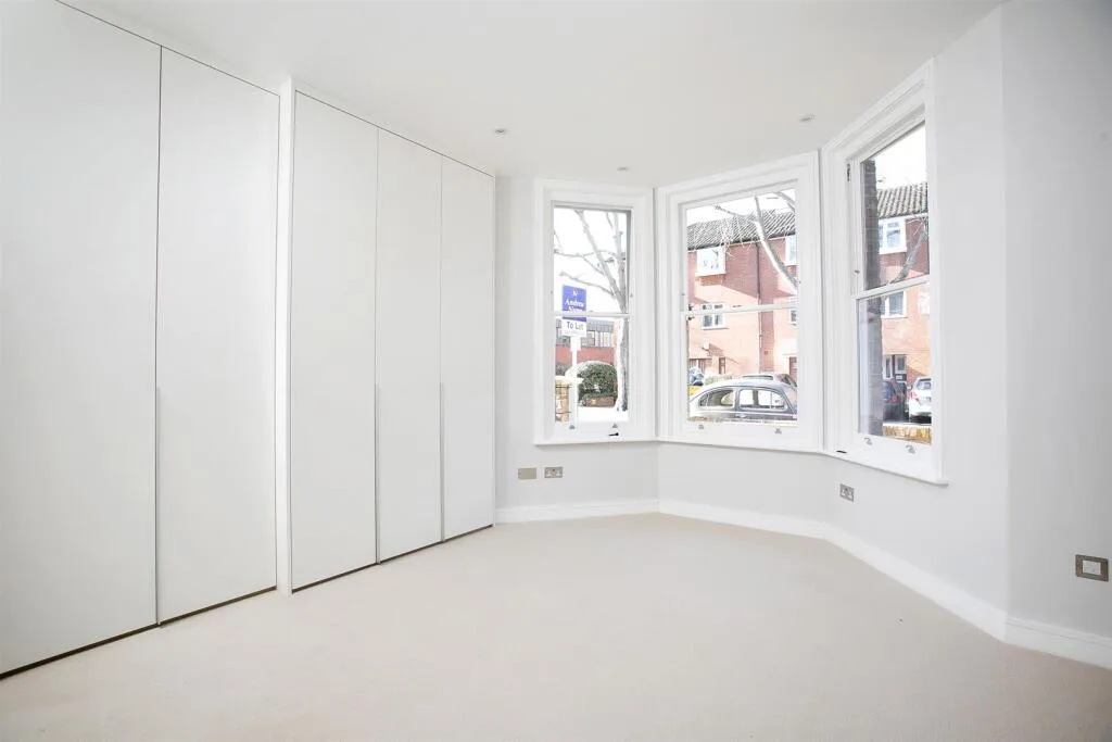 2 bedroom ground floor flat for rent