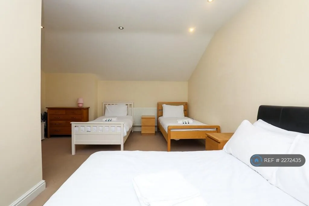 2 bedroom terraced house for rent