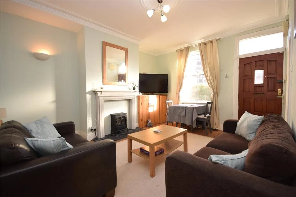 2 bedroom terraced house for rent