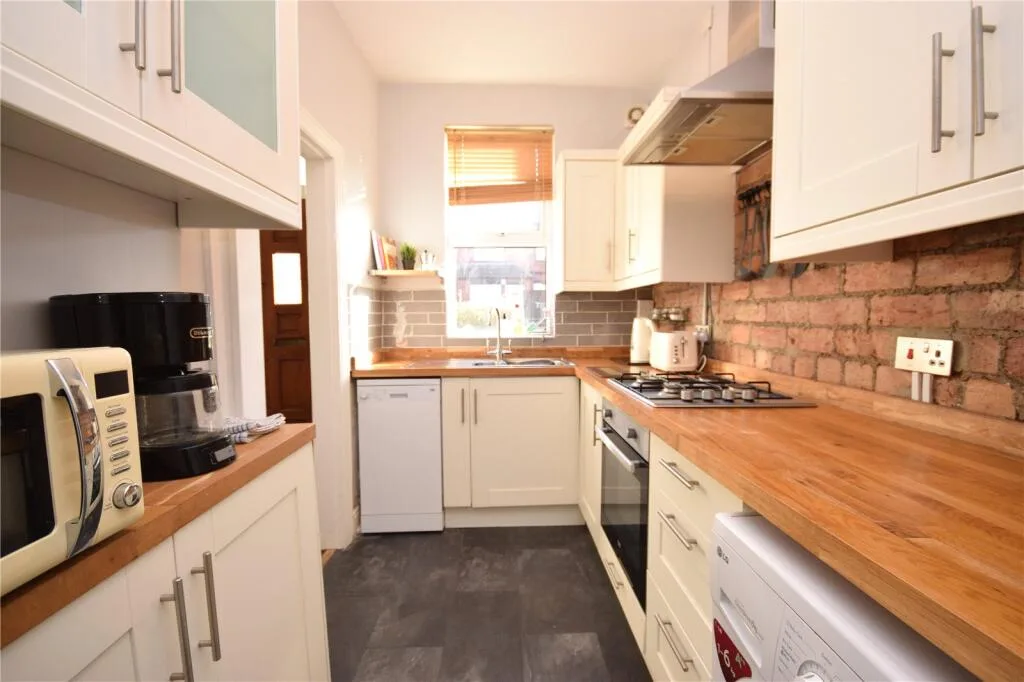 2 bedroom terraced house for rent