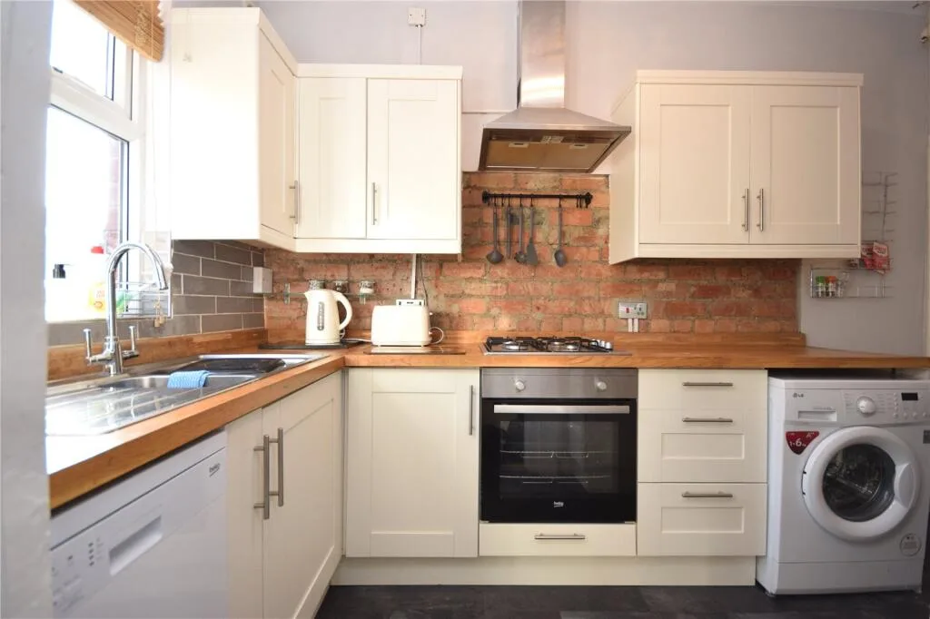 2 bedroom terraced house for rent