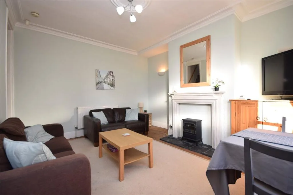 2 bedroom terraced house for rent