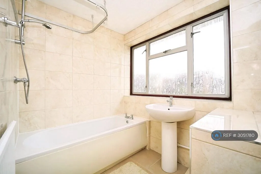 3 bedroom detached house for rent