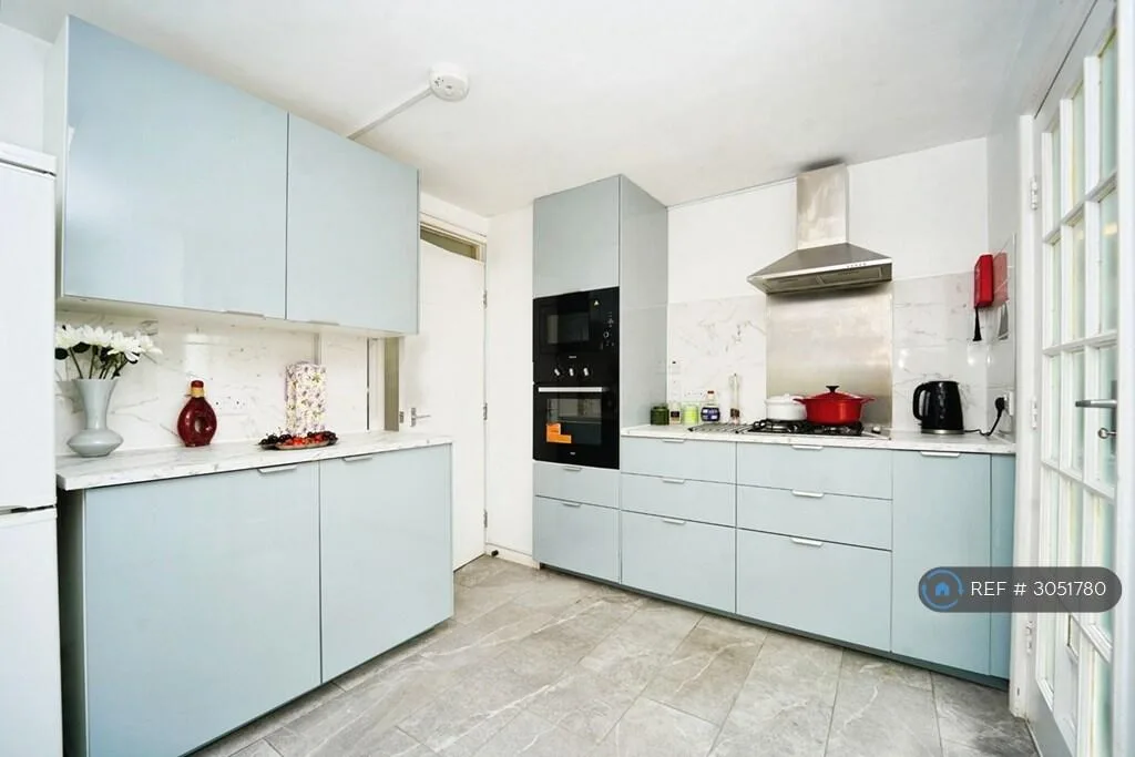 3 bedroom detached house for rent