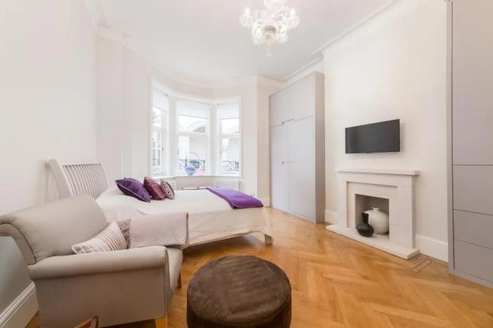 Studio flat for rent