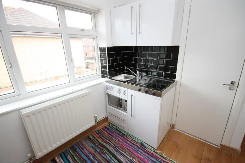 Studio flat for rent