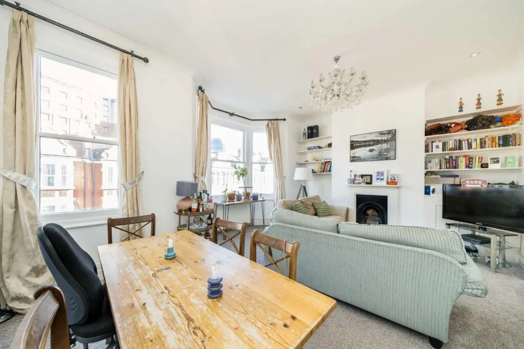 3 bedroom flat for rent