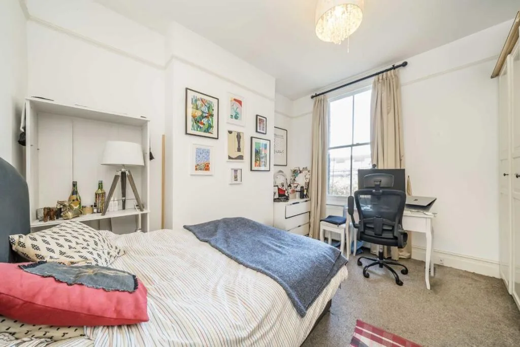 3 bedroom flat for rent