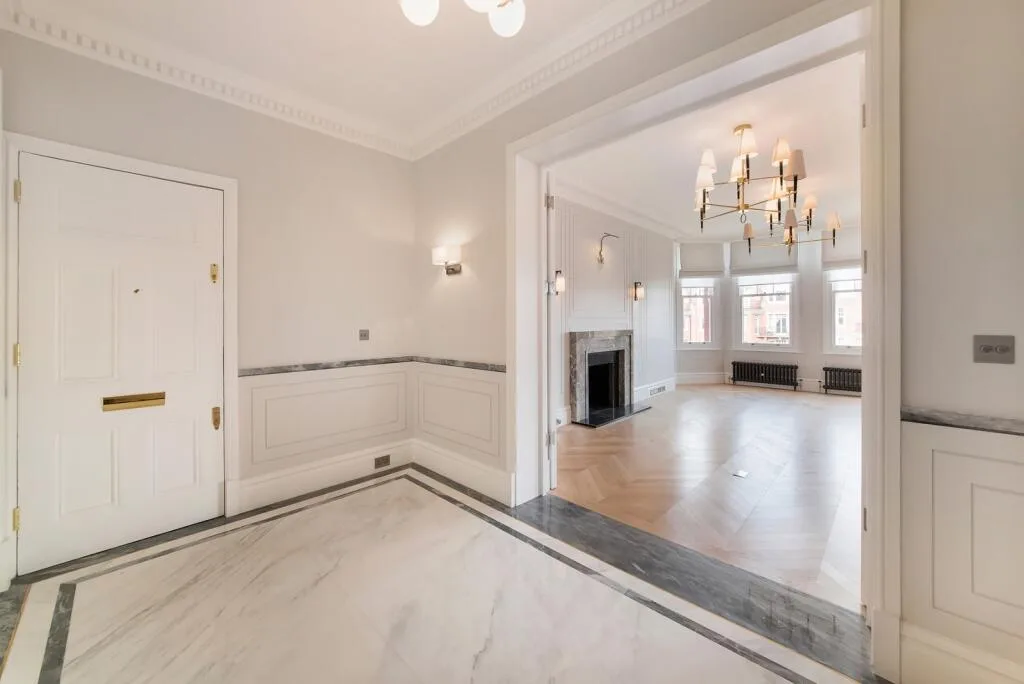 5 bedroom flat for rent
