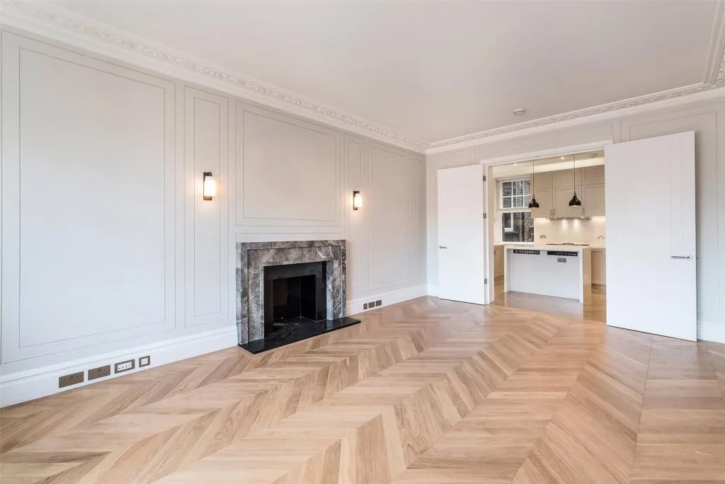 5 bedroom flat for rent