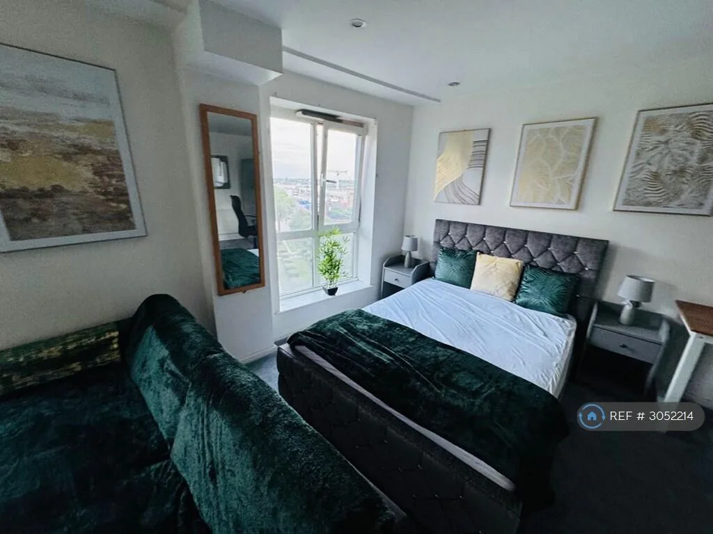 Studio flat for rent