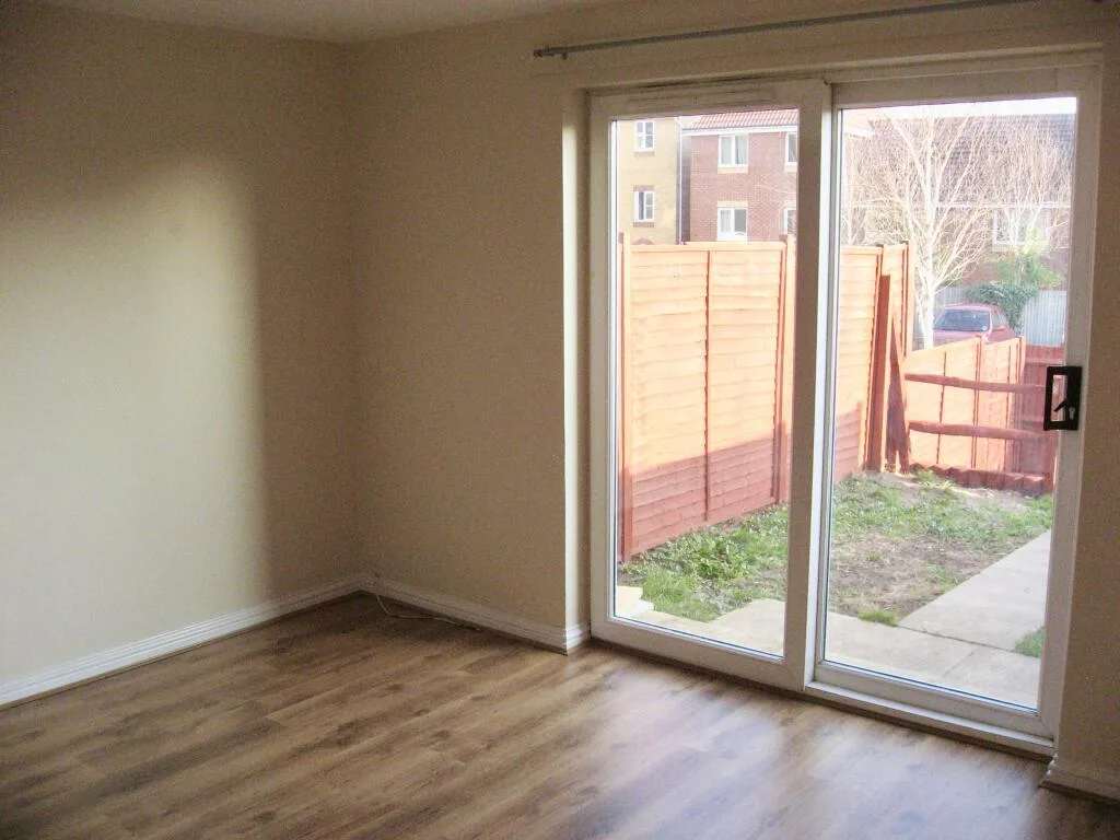 2 bedroom house for rent