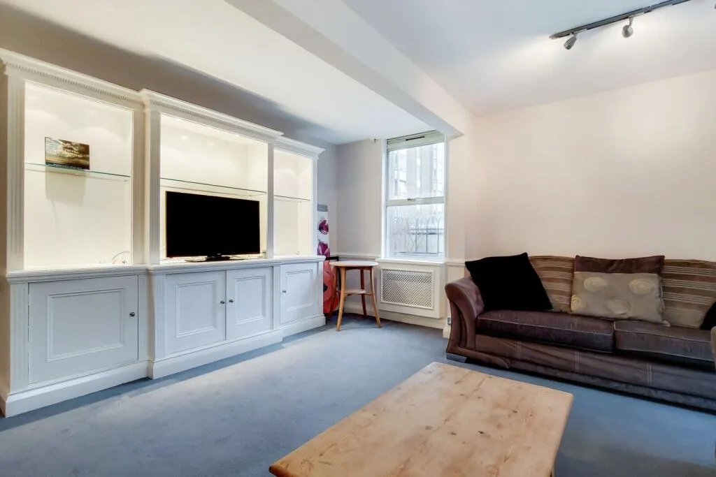 3 bedroom flat for rent