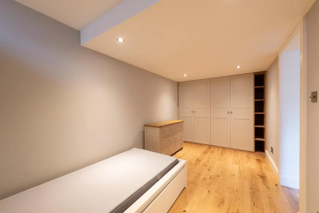 2 bedroom house for rent
