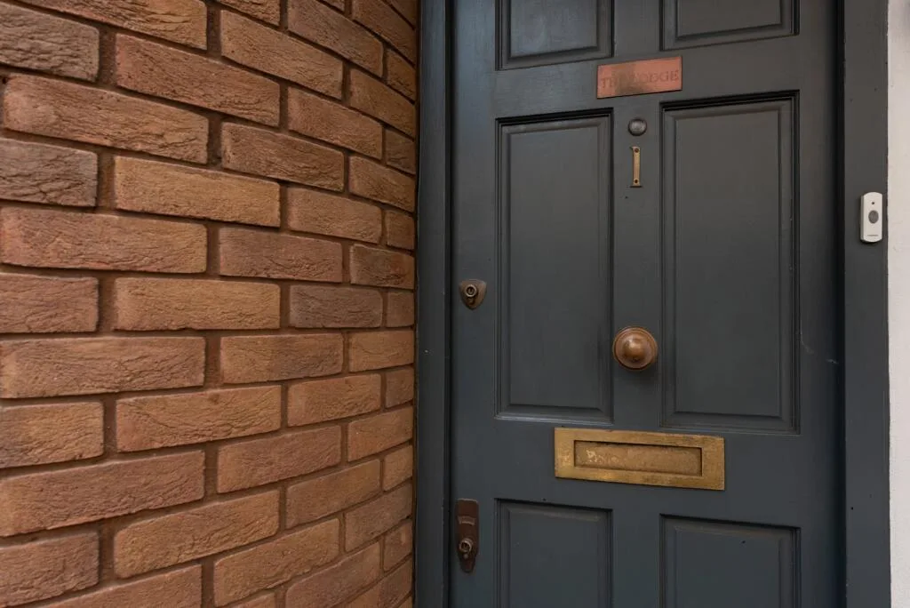 2 bedroom house for rent