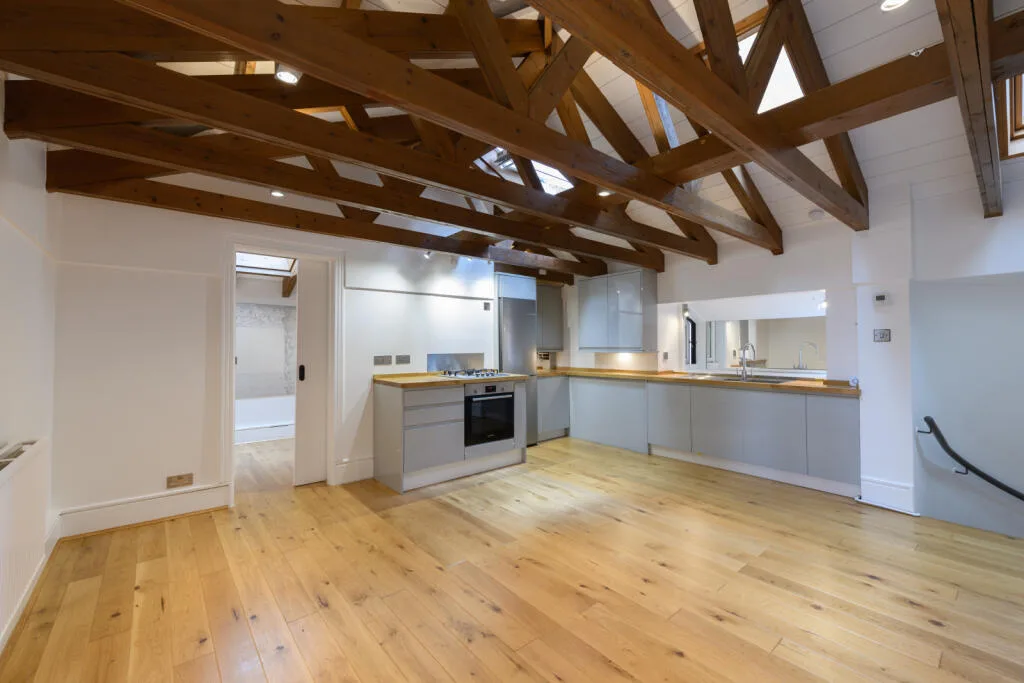 2 bedroom house for rent