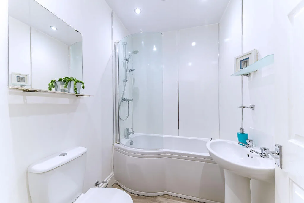 6 bedroom apartment for rent