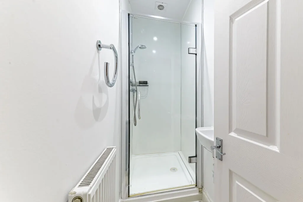 6 bedroom apartment for rent