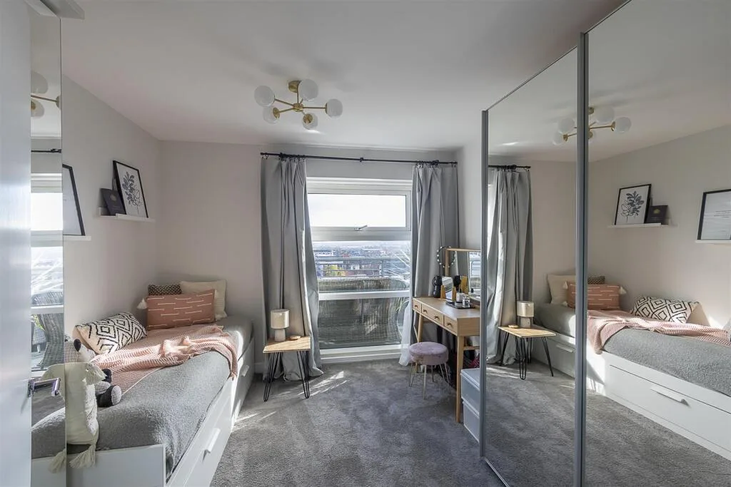 2 bedroom penthouse for rent