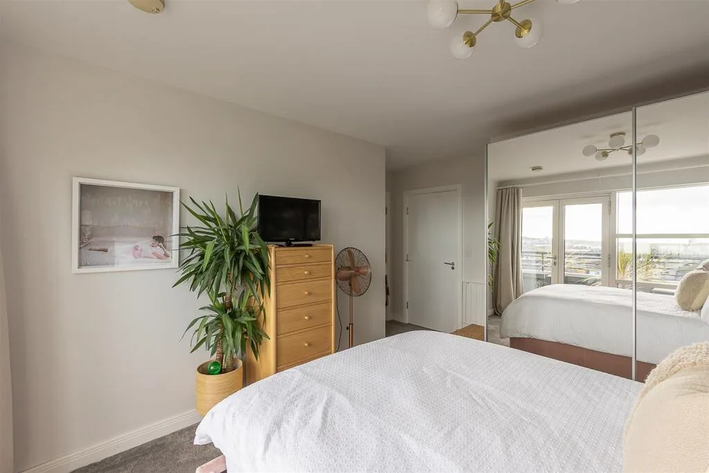 2 bedroom penthouse for rent
