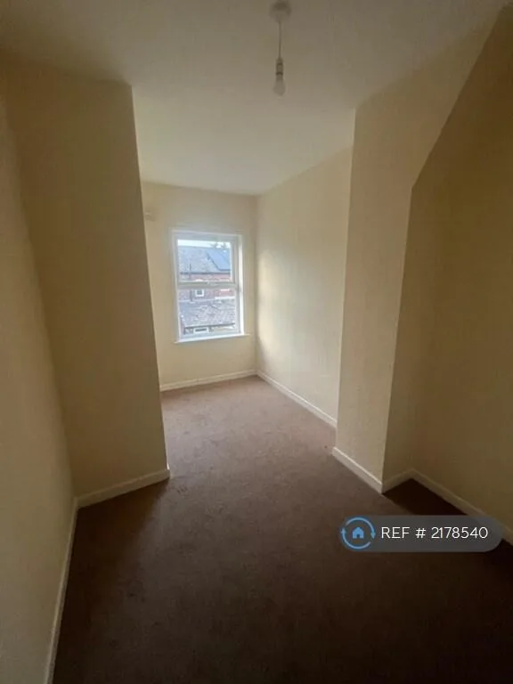 2 bedroom terraced house for rent