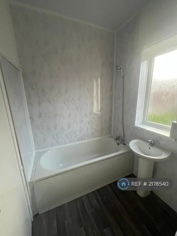2 bedroom terraced house for rent