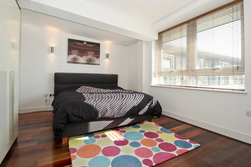 2 bedroom penthouse for rent