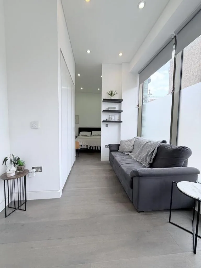 Studio flat for rent
