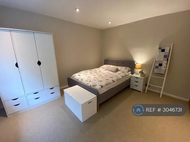 3 bedroom maisonette for rent