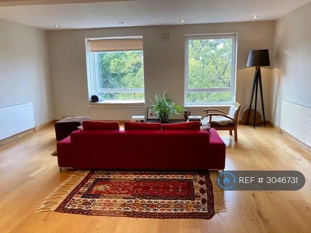 3 bedroom maisonette for rent