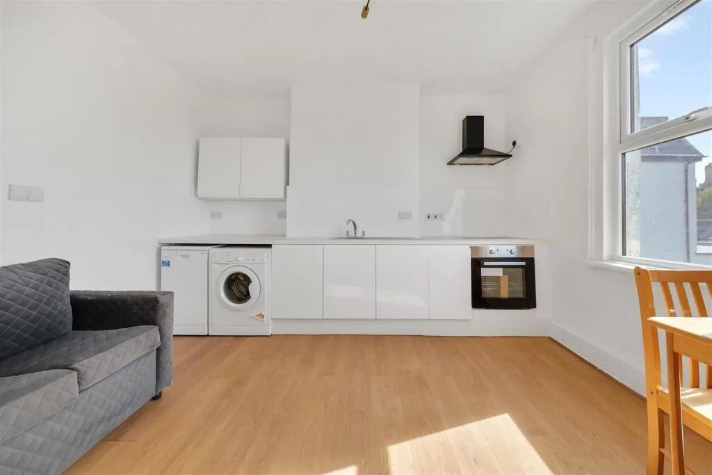 1 bedroom flat for rent