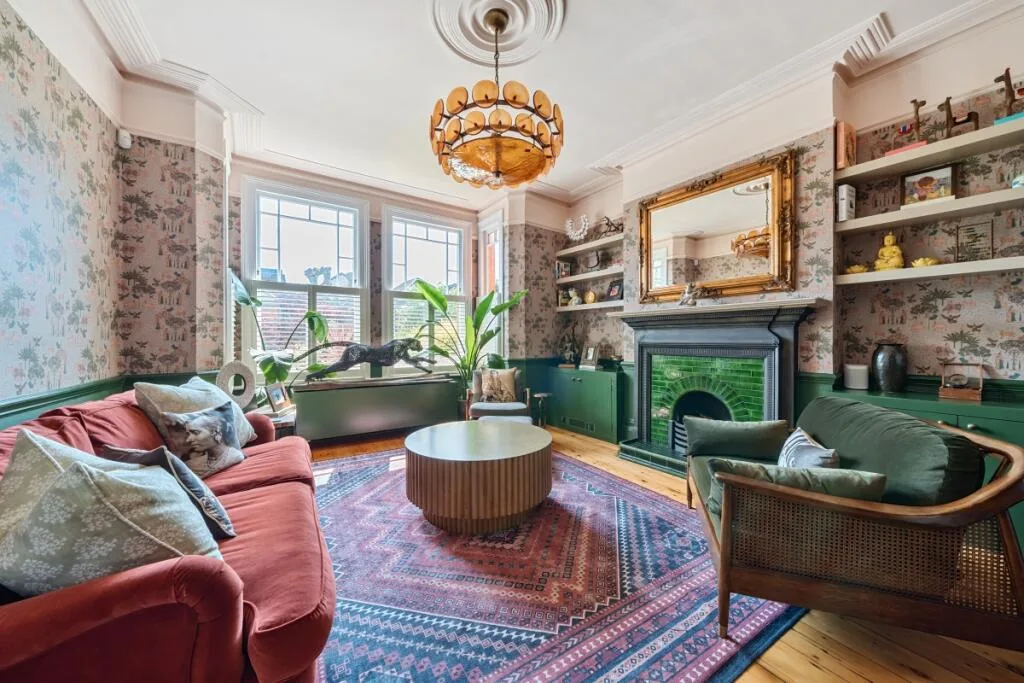 5 bedroom house for rent