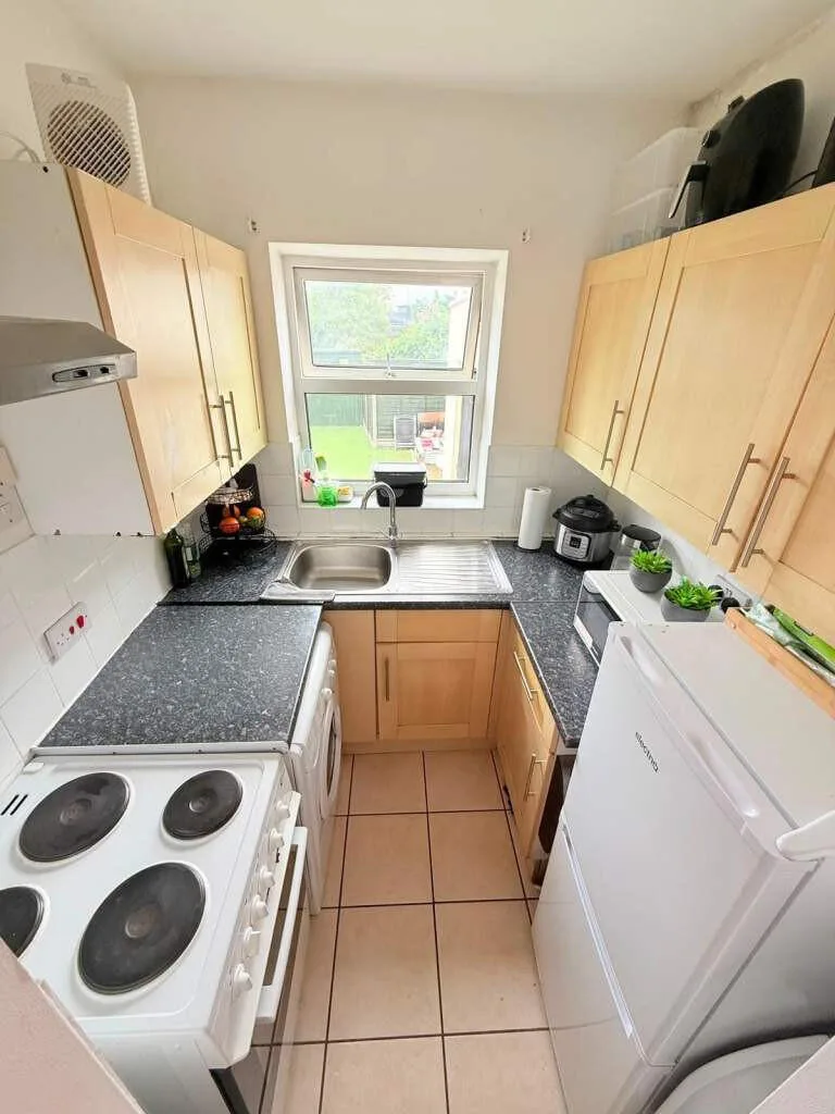 Studio flat for rent