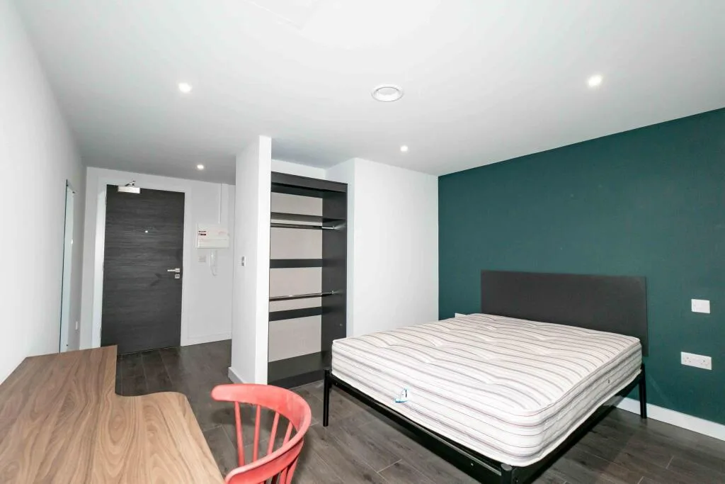 Studio flat for rent