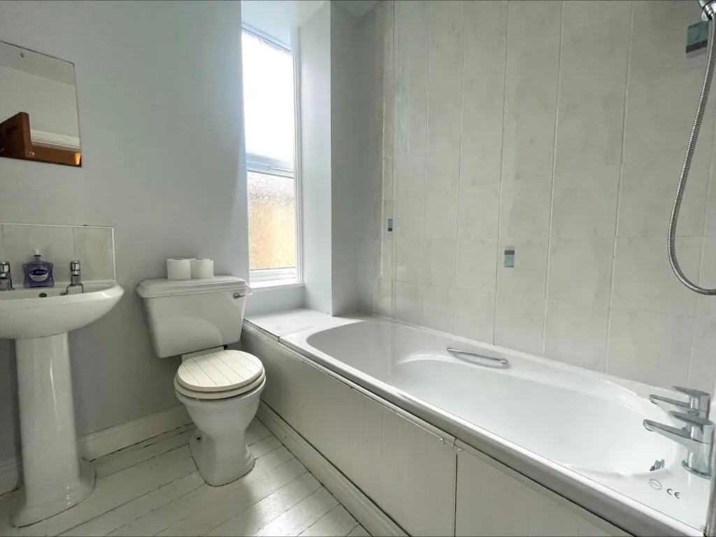 2 bedroom terraced house for rent