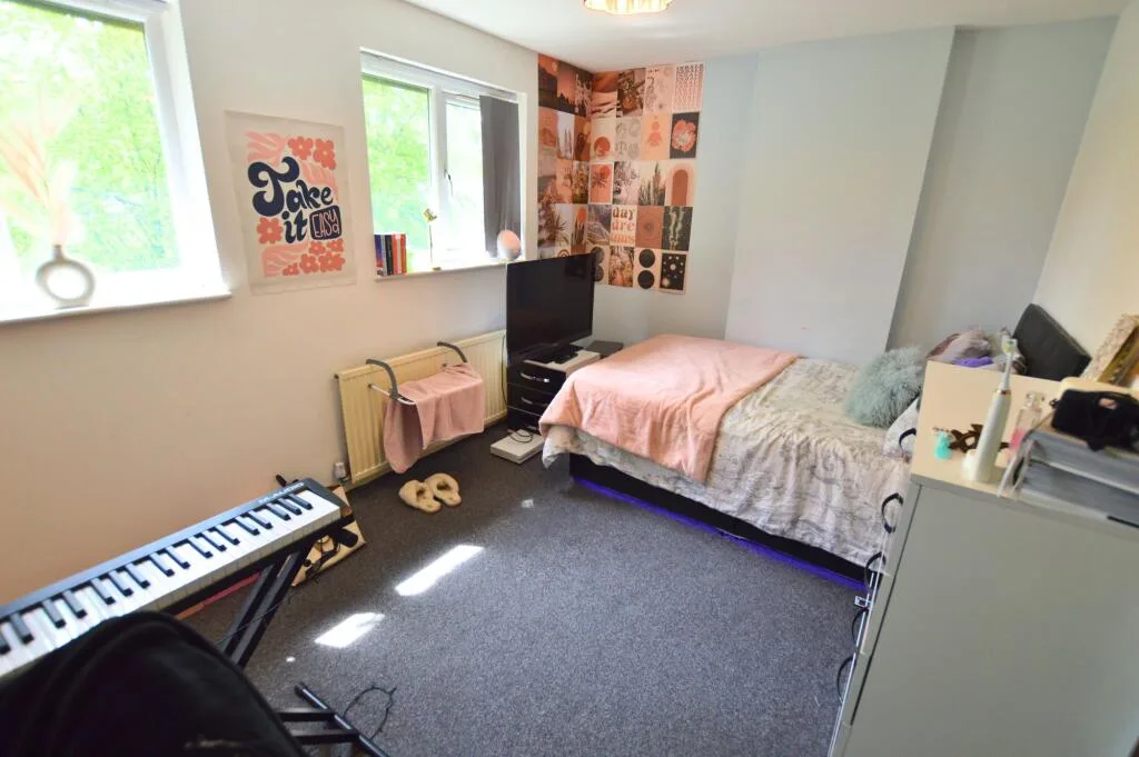 4 bedroom terraced house for rent