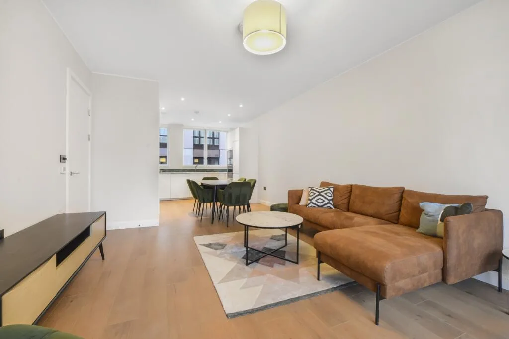 3 bedroom flat for rent